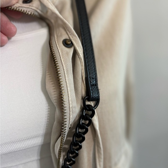 Nicole Miller New York Black embossed snakeskin print - Picture 4 of 11